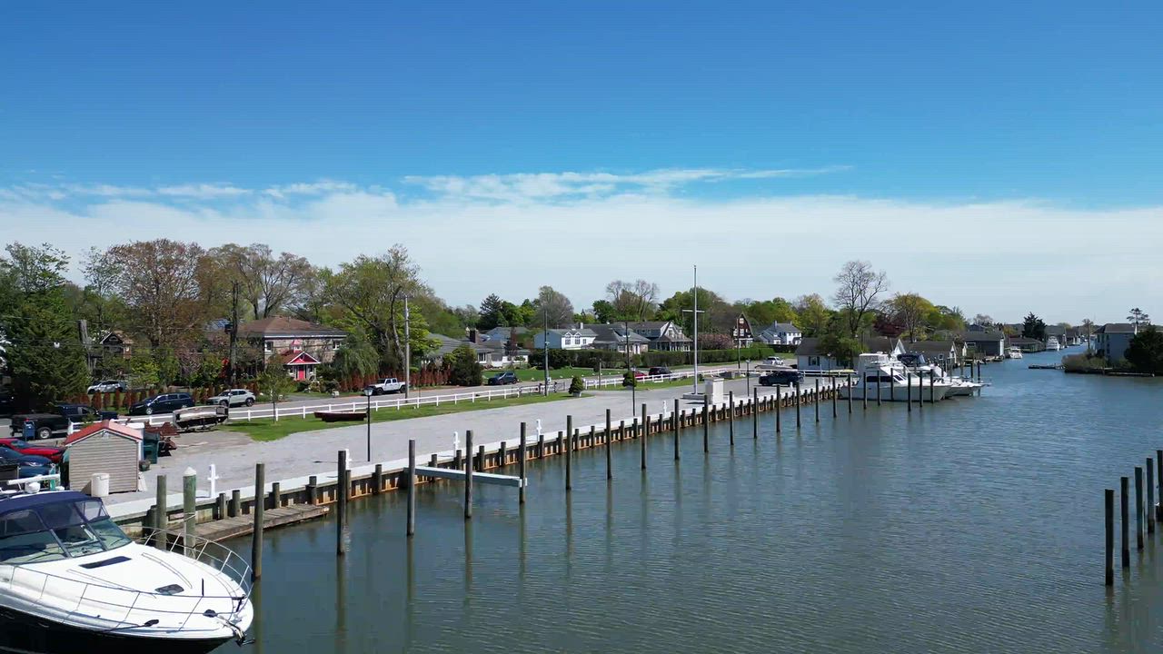 How do Marine Construction services help to develop durable coastal facilities?